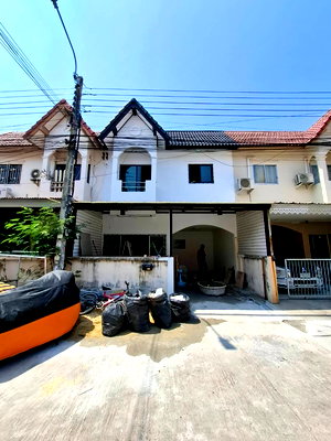 Townhouses for sale Bangkok : Sale Baan Taweethong Phetkrasem 110 