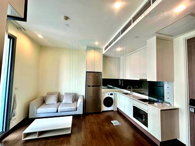 คอนโดให้เช่า : ให้เช่าคอนโด คิว อโศก อาคาร 1 ชั้น 19 1 ห้องนอน ขนาด 38 ตรม ใกล้ MRT สถานีเพชรบุรี