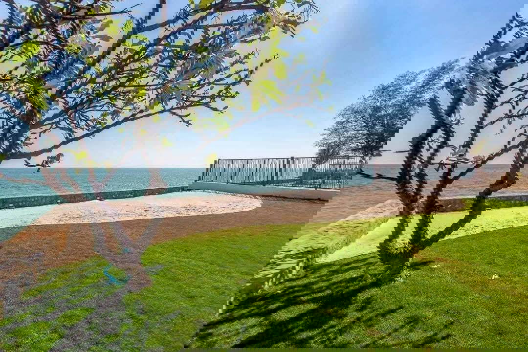 picture Newly Built Luxury Beachfront Villa – Hua Hin - 3/20