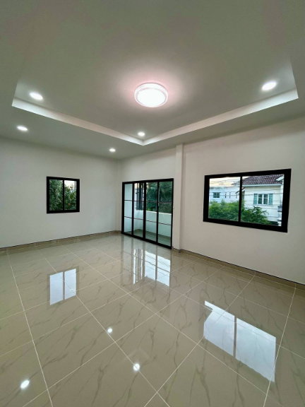 รูป ขายบ้านเดี่ยวปิยวรารมย์ 3 หลังใหญ่ 74.5 ตร.ว. ติดถนนเมน ครัวหรู ฟรีเฟอร์ฯ ฟรีโอน - รูปที่ 18/20