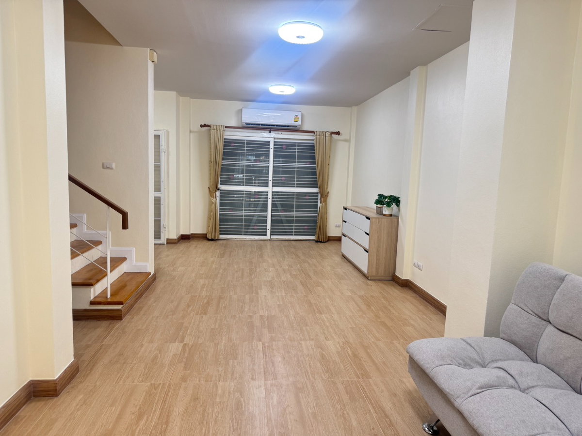 รูป ให้เช่าทาวน์โฮม ม.เดอะเซ็นทรัล ชากค้อ ศรีราชา - รูปที่ 5/18