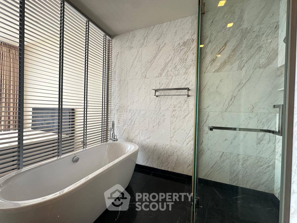 รูป คอนโด 2-ห้องนอน ที่ ศาลาแดง วัน ใกล้ MRT สีลม (ID 2454979) - รูปที่ 6/12