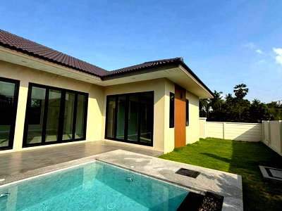 บ้านเดี่ยว ถนนทุ่งกลม-ตาหมัน : ขายบ้านเดี่ยว หมู่บ้านการ์เด้นวิลล์ 9 พัทยา ทำเลดี เงียบสงบ