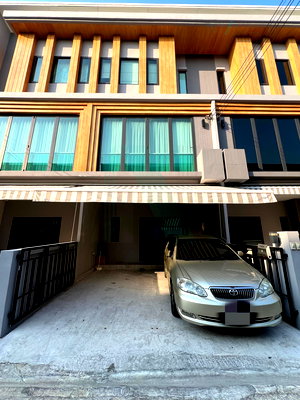 Townhouses for rent Bangkok : 📌 For Rent 3-story Townhouse EIGEN PREMIUM TOWNHOME PATTANAKARN 4 bedroom 4 bathroom
