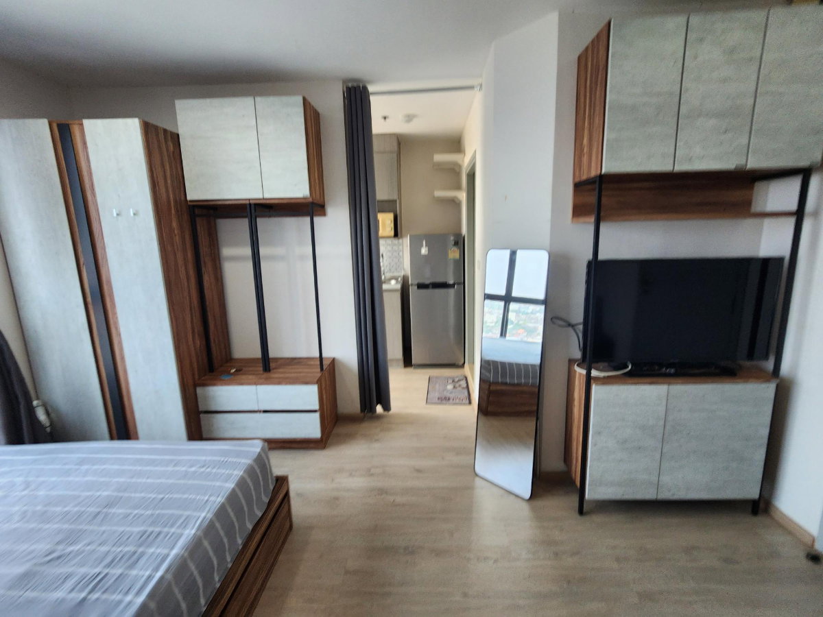 picture condo for rent 9,000 bath ideo sathorn thapra - 3/10