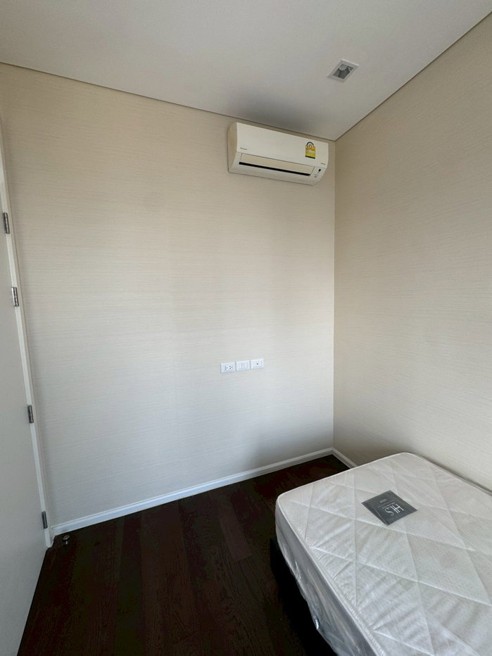 picture The Saint Residences for rent. - 10/18