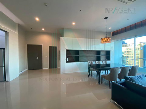 ðš For Sell Condo CIRCLE CONDOMINIUM Building 1, Floor 30,3 bed room, Room size 176 sqm