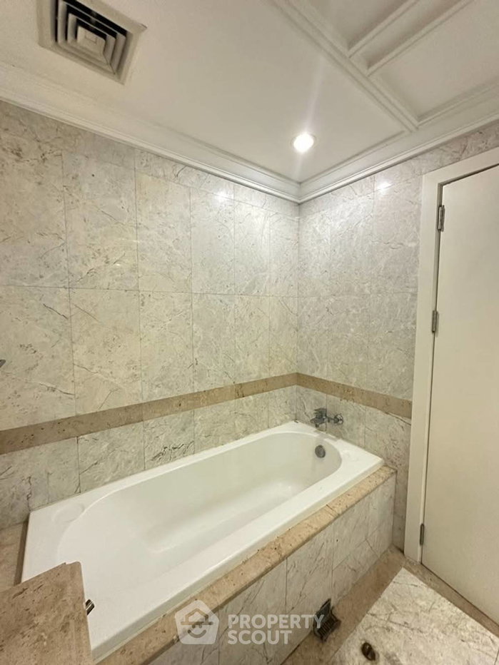 รูป คอนโด 2-ห้องนอน ที่ ออลซีซั่น แมนชั่น คอนโดมิเนียม ใกล้ BTS เพลินจิต (ID 2470047) - รูปที่ 8/18