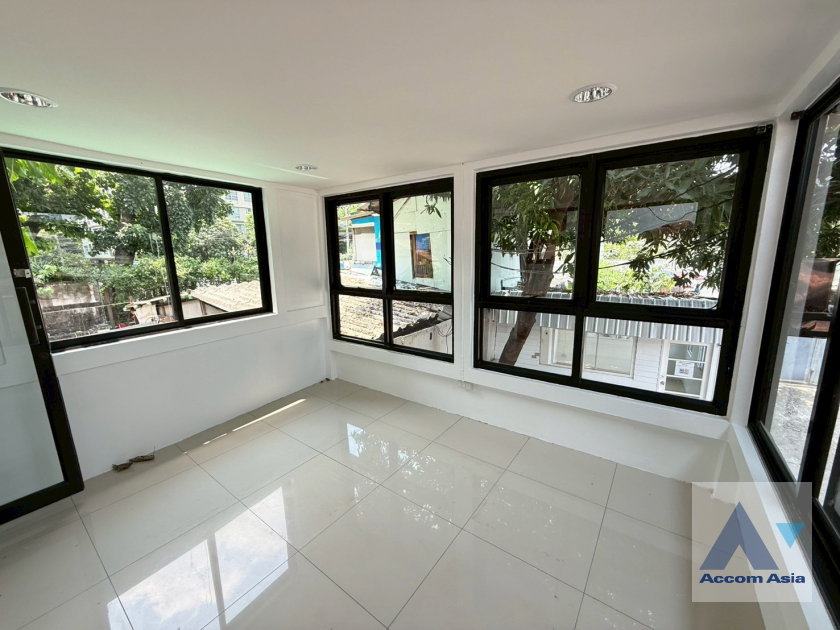 picture 🔼🔽 AccomA 📩 2 BR House in Khlong Toei (AA29865) - 17/20
