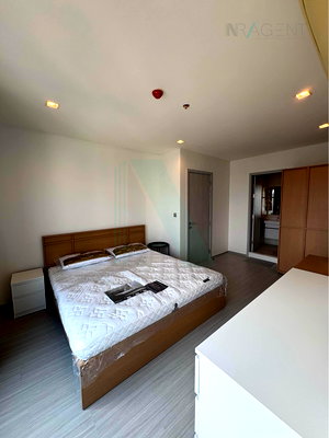 Condos for rent : 🎊 For Rent Condo LIFE SUKHUMVIT 62 Building 1, Floor 21,2 bed room, Room size 68 sqm