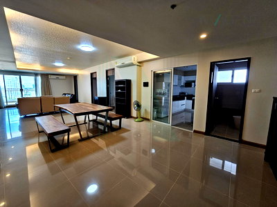 Condos for rent : 🎉 For Rent Condo SUPALAI RIVER RESORT Building 1, Floor 17,3 bed room, Room size 180 sqm