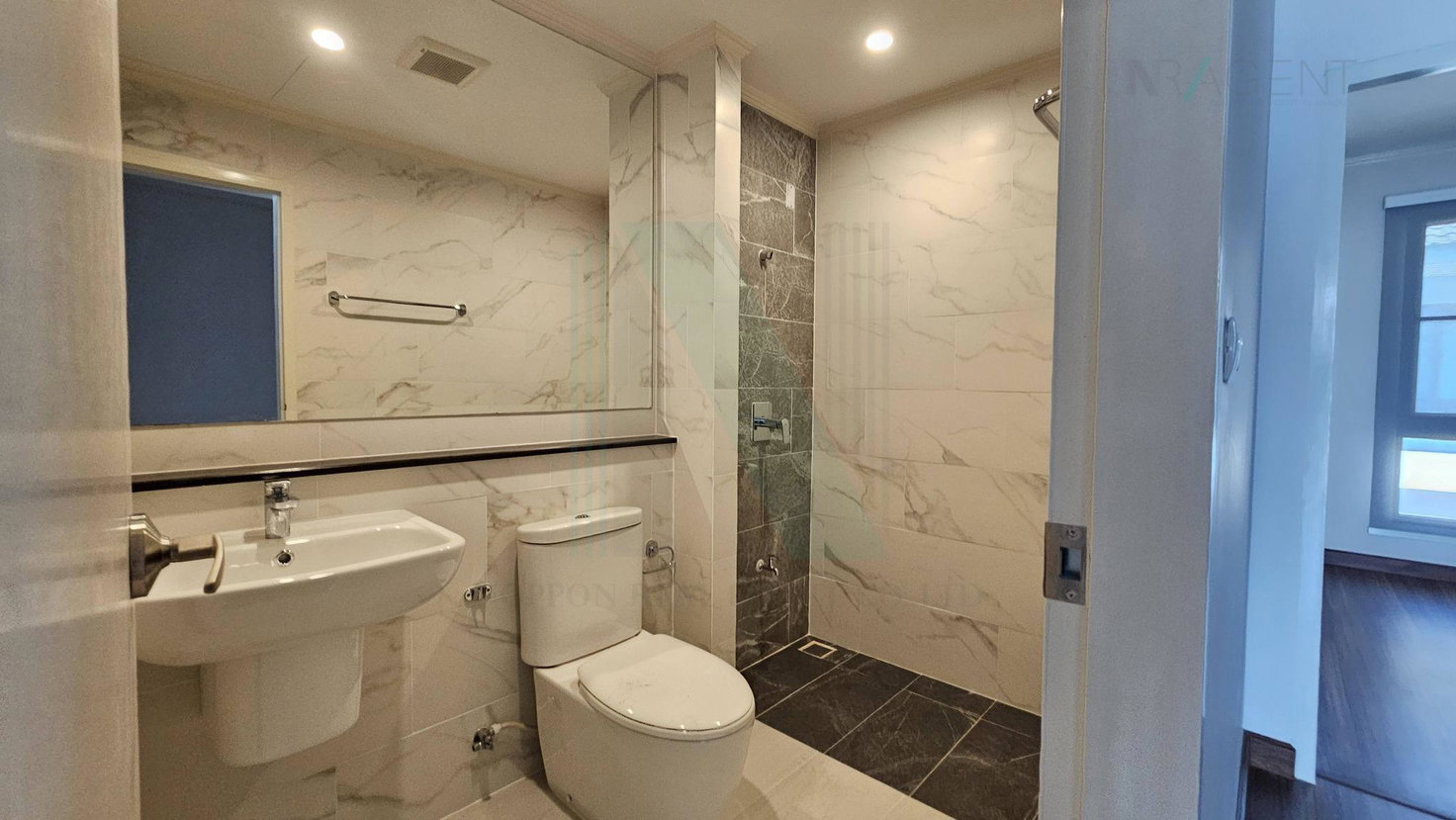 รูป 📌 ขายทาวน์โฮม โครงการ ศุภาลัย เออร์บานา บางนา-วงแหวน 3 ชั้น 3 ห้องนอน 3 ห้องน้ำ - รูปที่ 2/8