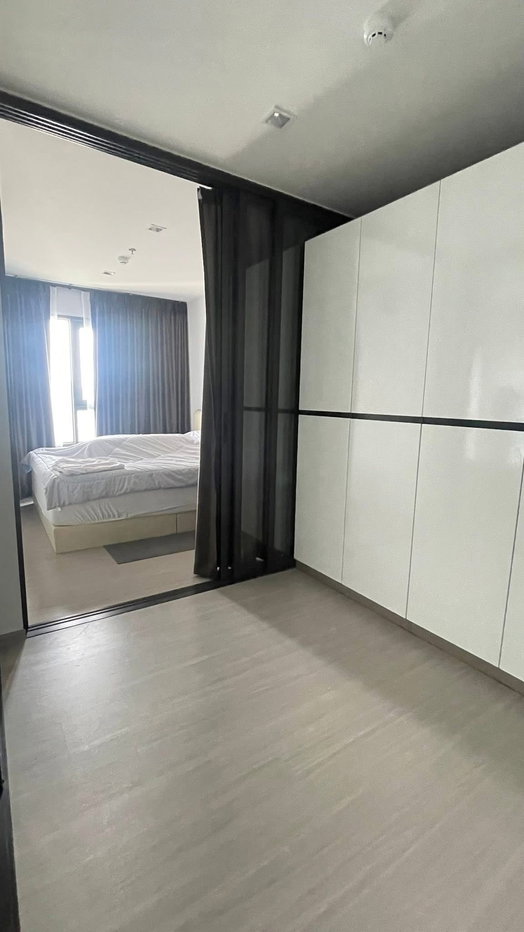 รูป code : H99 ว่างแล้ว!! คอนโดให้เช่า ไลฟ์ สาทร เซียร์รา (Life Sathorn Sierra) | วิวสระว่ายน้ำ ชั้นสูง 29 ใกล้ BTS ตลาดพลู และ MRT ท่าพระ พร้อมเข้าอยู่ - รูปที่ 3/5