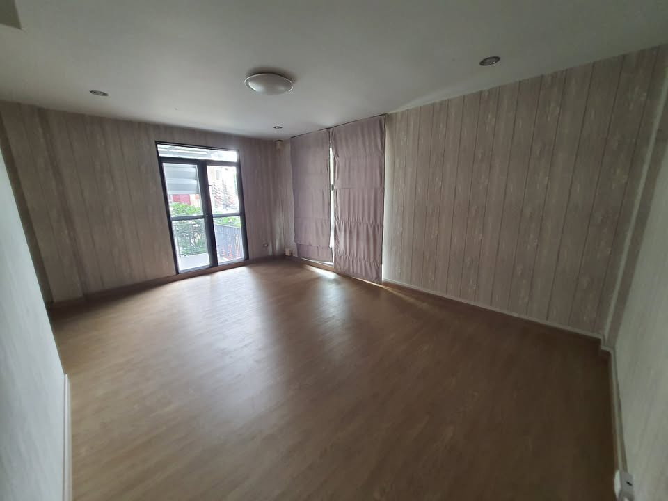 รูป [ให้เช่า] ทาวน์โฮม/โฮมออฟฟิศ 3 ชั้น หลังมุม ตรงข้าม Central แจ้งวัฒนะ 🚇ใกล้ MRT แจ้งวัฒนะ-ปากเกร็ด 28 - รูปที่ 11/20