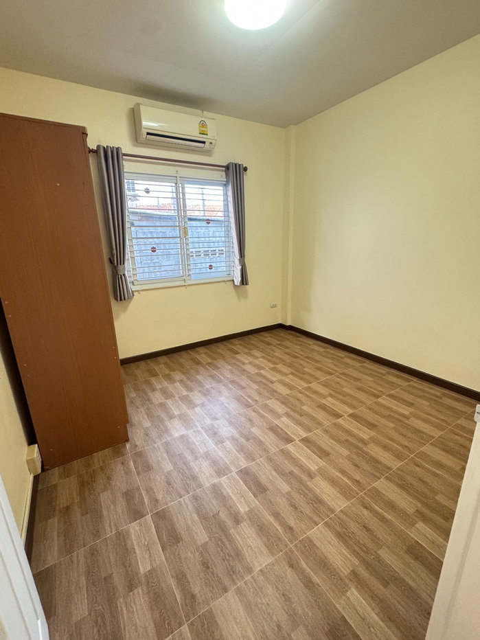 รูป ให้เช่าทาวน์โฮม ม.เดอะเซ็นทรัล ชากค้อ ศรีราชา - รูปที่ 17/18