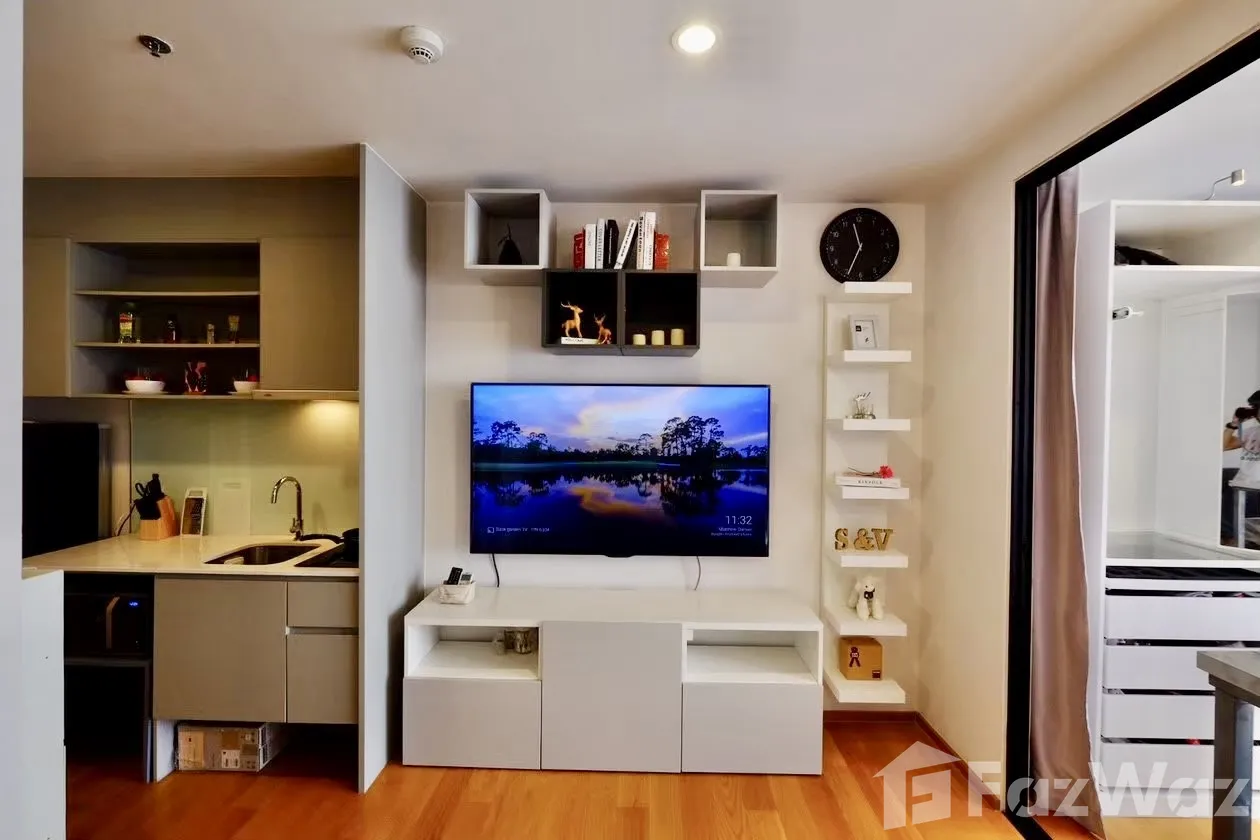 picture Studio Condo for sale at Noble Revo Silom  6156120 - 8/23