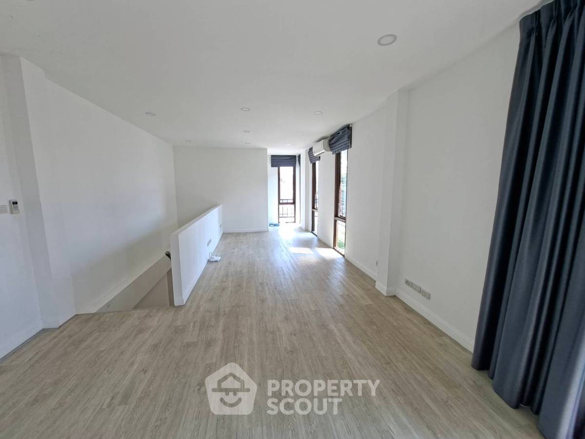 รูป บ้าน 1-ห้องนอน ใกล้ บ้านศิลปินหัวหิน (ID 2748258) - รูปที่ 4/15