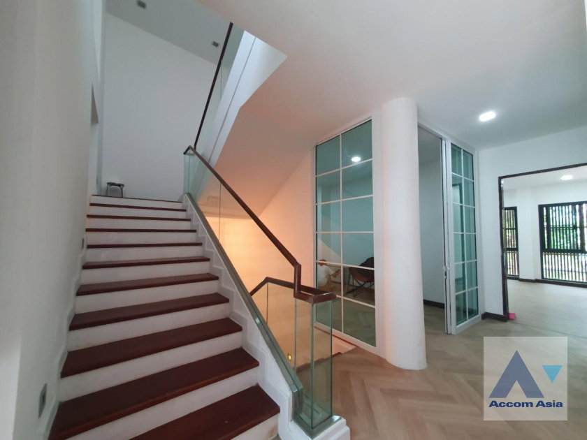 รูป 🔼🔽 AccomA 📩 Newly renovated,Fully Furnished,Big Balcony 3 BR House in Khlong Tan Nuea (AA35536) - รูปที่ 14/20