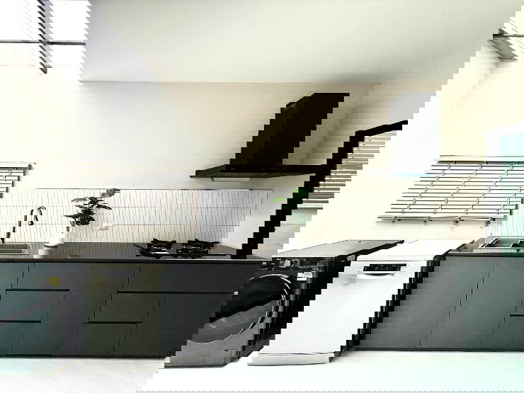 รูป บ้านสวย พร้อมอยู่ ทำเลหลังเมกะบางนา วิวสวนส่วนตัว บรรยากาศเงียบสงบ 🌿
- รูปที่ 4/16