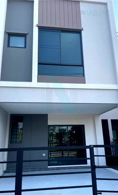 Townhouses for rent Mega Bangna : 📌 For Rent 2-story Townhouse PLENO SUKHUMVIT-BANGNA 3 3 bedroom 3 bathroom