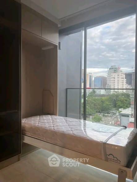 picture 2-BR Condo at Walden Asoke near MRT Sukhumvit (ID 2784220) - 1/10