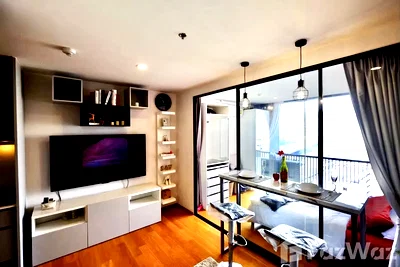 Condos for sale iconsiam : Studio Condo for sale at Noble Revo Silom  6156120