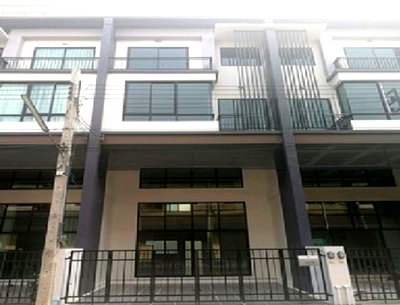 เช่าโฮมออฟฟิศ เขตสะพานสูง : ให้เช่าHome Office 3 ชั้น โครงการซิตี้ ลิงค์ พระราม 9-ศรีนครินทร์ ถนนคู่ขนาน (กรุงเทพกรีฑาตัดใหม่) / โครงการติดถนนใหญ่ เหมาะเป็นสำนักงาน จดบริษัทได้