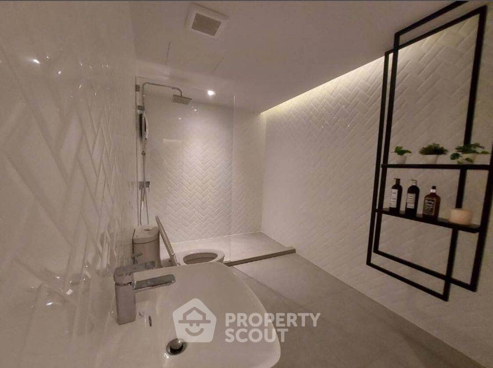 รูป คอนโด 2-ห้องนอน ที่ ณุศา สเตท ทาวเวอร์ คอนโดมิเนียม ใกล้ BTS สะพานตากสิน (ID 670778) - รูปที่ 12/13