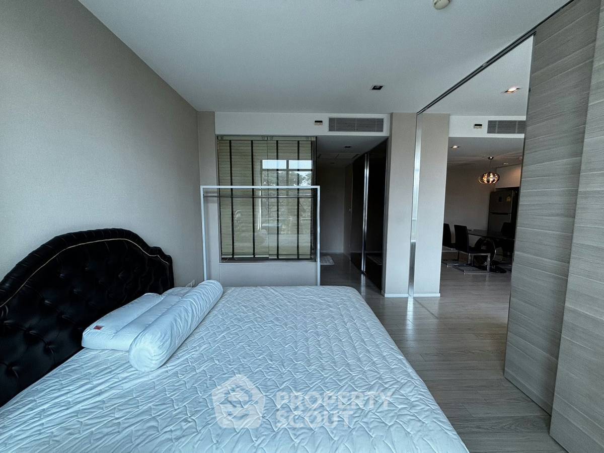 รูป คอนโด 1-ห้องนอน ที่ เดอะ รูม สุขุมวิท 21 ใกล้ MRT สุขุมวิท (ID 2751403) - รูปที่ 3/6