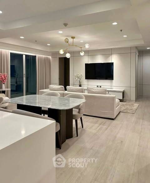 รูป คอนโด 3-ห้องนอน ที่ ณุศาศิริ แกรนด์ คอนโดมิเนียม ใกล้ BTS เอกมัย (ID 2781672) - รูปที่ 1/15