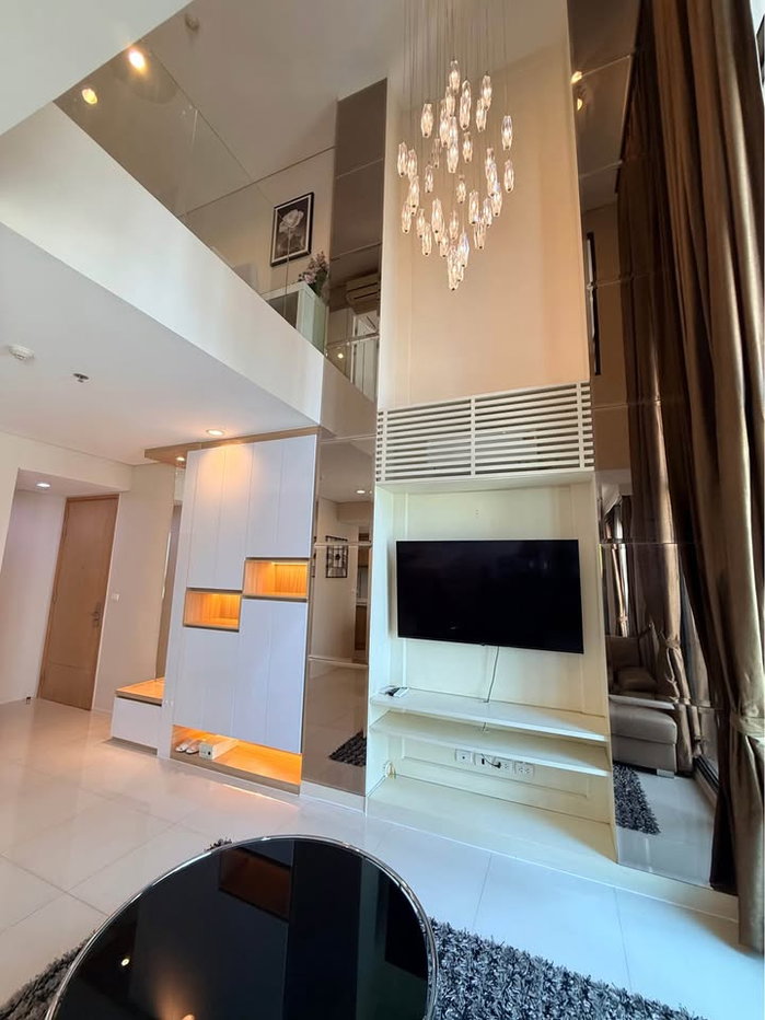 รูป WS7015 🚨 Rare Duplex! ห้อง 2 ชั้น วิวโบสถ์ สวยมาก เป็นส่วนตัวสุด✨ ค่าเช่า 48,000 บาท / เดือน🚨 - รูปที่ 2/16