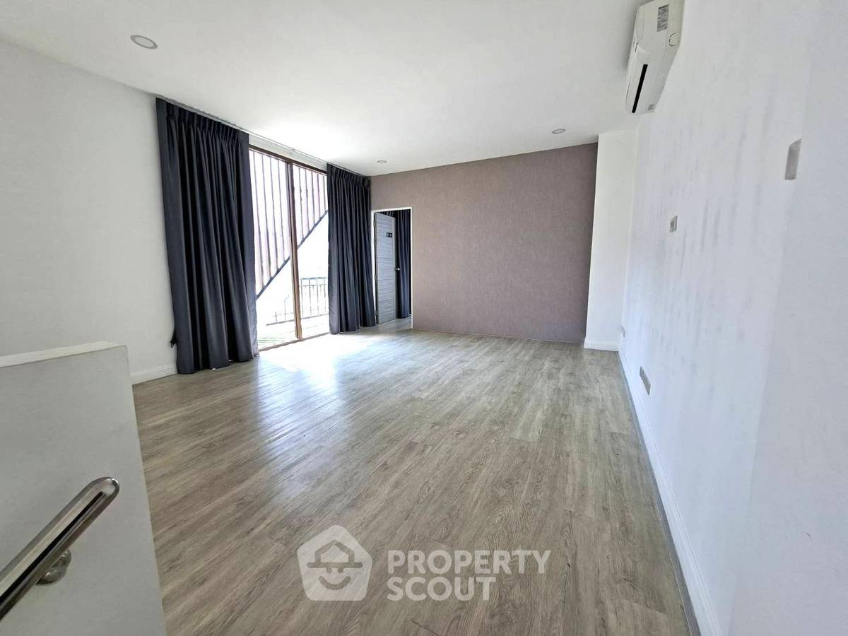 รูป บ้าน 1-ห้องนอน ใกล้ บ้านศิลปินหัวหิน (ID 2748258) - รูปที่ 6/15
