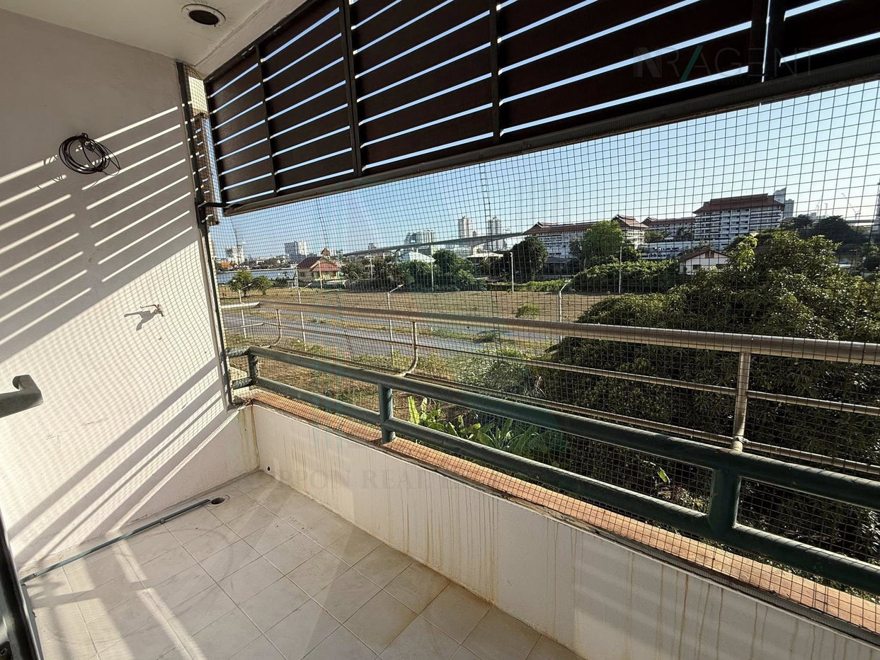 รูป 🚩 ให้เช่าคอนโด เจริญนครริเวอร์เพลส อาคาร 1 ชั้น 4 2 ห้องนอน ขนาด 110 ตรม ใกล้ ศูนย์การค้ารอยัลการ์เด้นพลาซ่า - รูปที่ 8/8