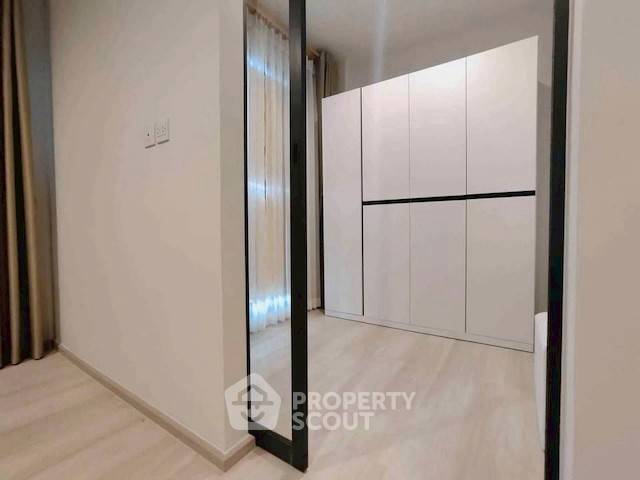 picture 1-BR Condo at Life One Wireless near BTS Phloen Chit (ID 2393771) - 4/9