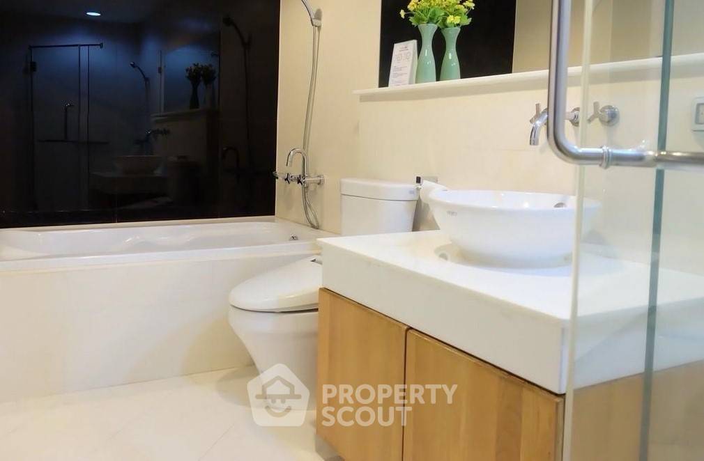 รูป คอนโด 2-ห้องนอน ที่ ดิ แอดเดรส สุขุมวิท 42 ใกล้ BTS เอกมัย (ID 2695695) - รูปที่ 2/6