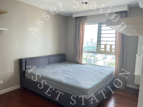 🚇 Belle Grand Rama 9, a large condominium in the heart of Rama 9, near the MRT.