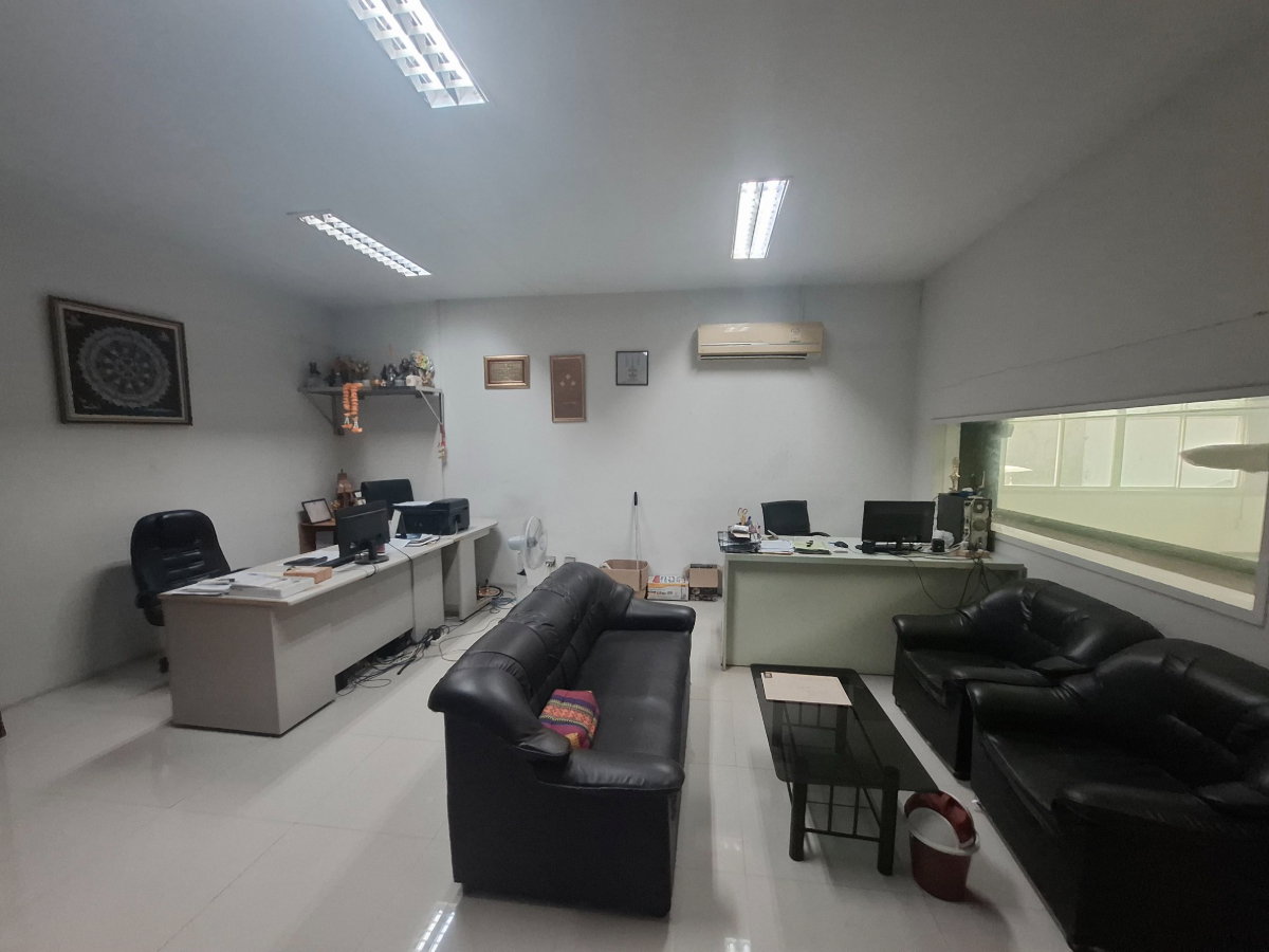 picture Warehouse and building for sale in Chonburi. - 56/64