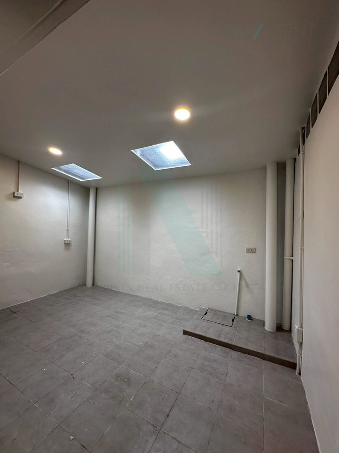 รูป 📌 ขายทาวน์เฮาส์ โครงการ บ้านสวยริมบึง 2 ชั้น 2 ห้องนอน 2 ห้องน้ำ - รูปที่ 6/8