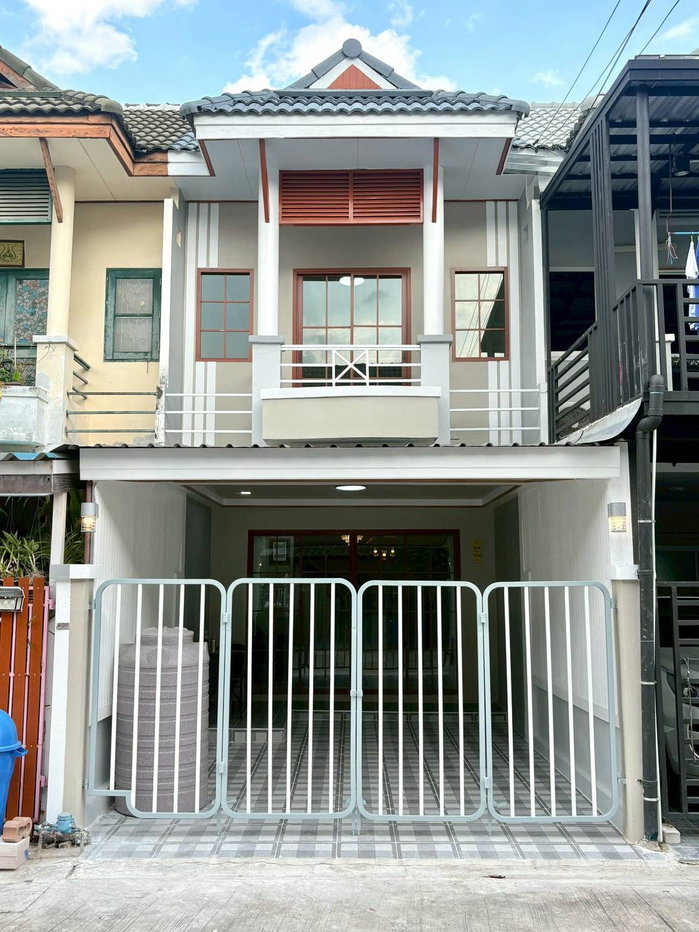 รูป ขายทาวน์เฮ้าส์ดิเอมเมอรัลด์พาร์ค 2 ชัยพฤกษ์-ราชพฤกษ์ แต่งใหม่ฟรีเฟอร์ฯ ฟรีโอน - รูปที่ 1/20