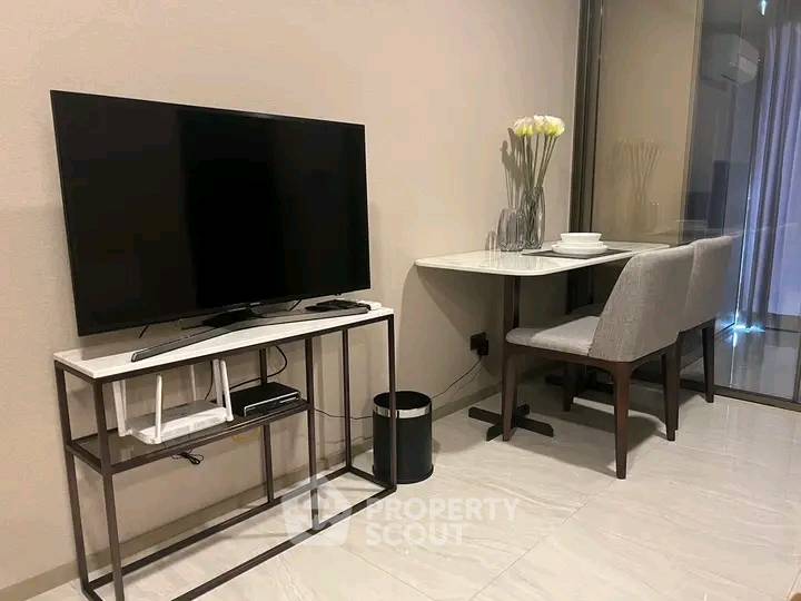 picture 2-BR Condo at Walden Asoke near MRT Sukhumvit (ID 2784220) - 8/10