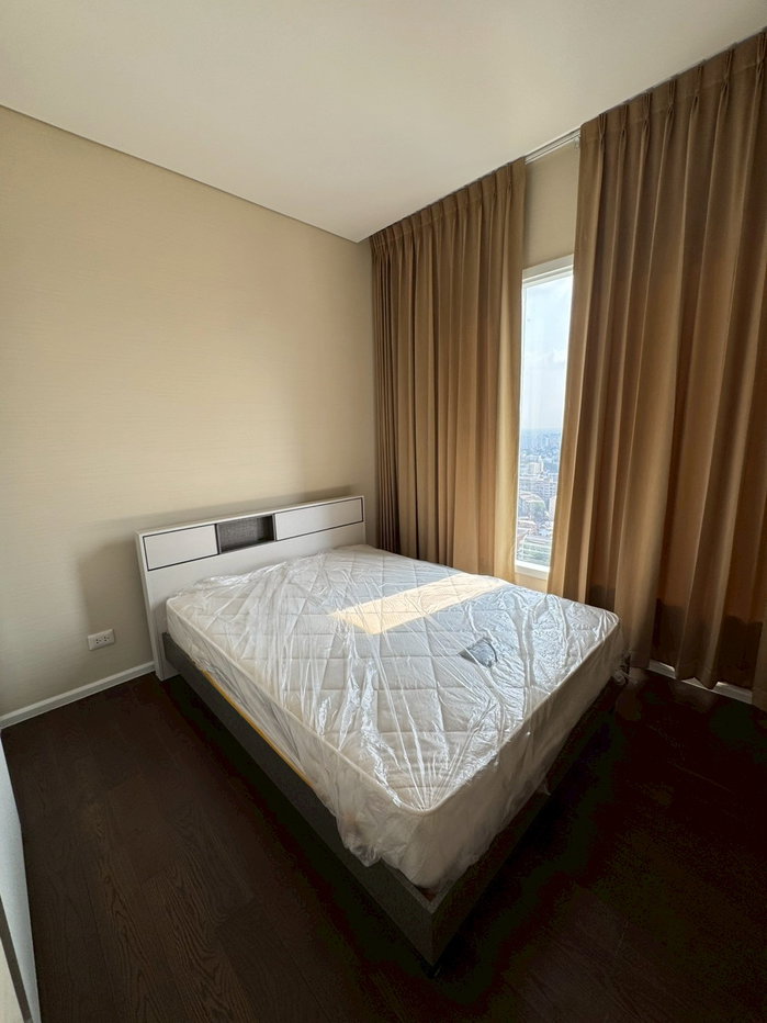 picture The Saint Residences for rent. - 12/18