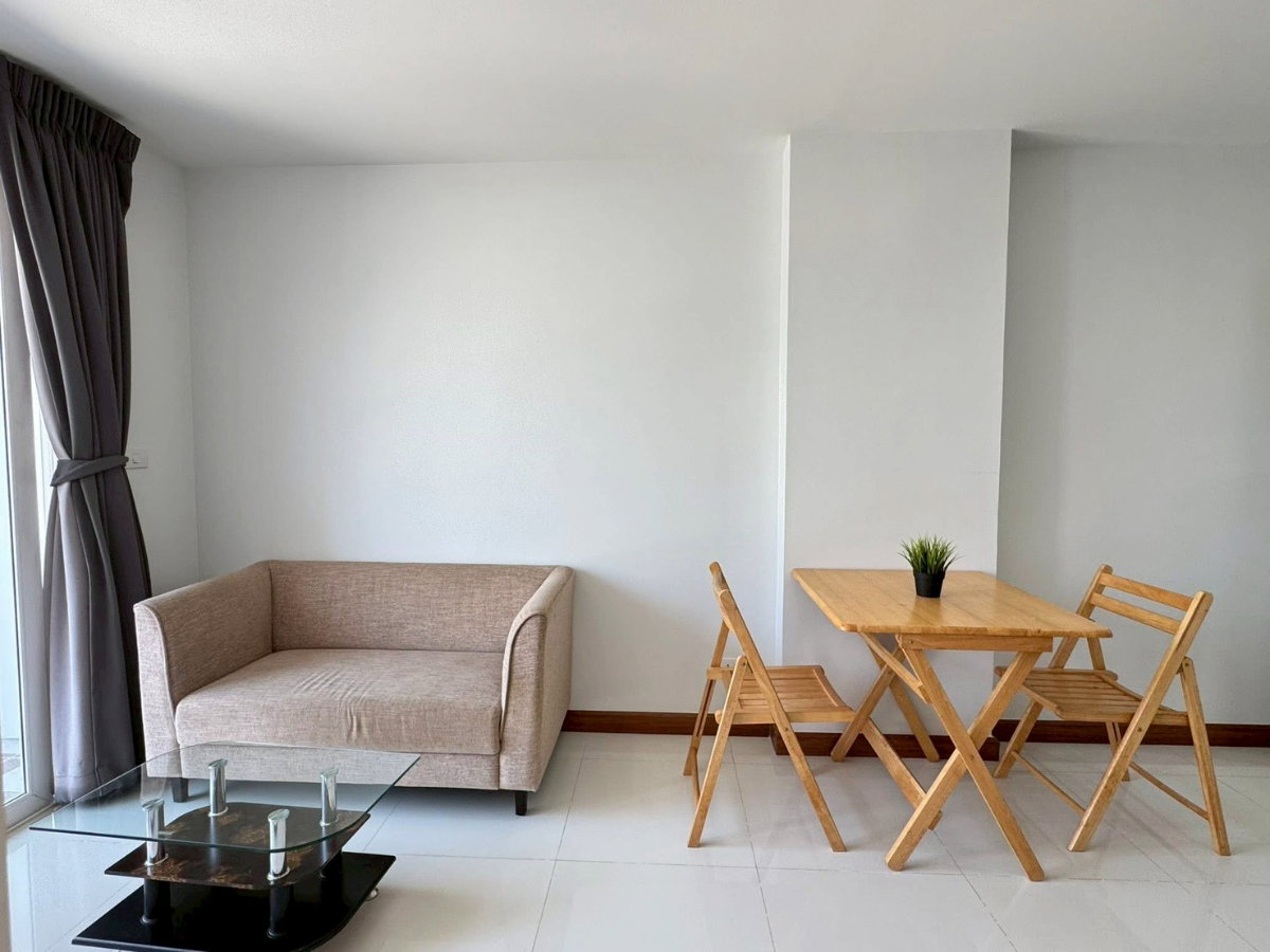 รูป ✈️ ให้เช่าคอนโด Airlink Residence ขนาด 36 ตร.ม. อาคาร 1 ชั้น 4 🚗เดินทางสะดวก ใกล้สนามบินสุวรรณภูมิ และรถไฟฟ้าแอร์พอร์ตลิงก์ลาดกระบัง - รูปที่ 3/5