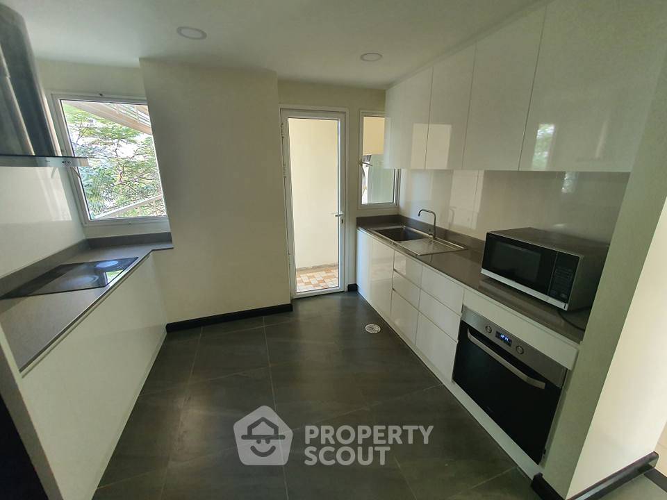 รูป คอนโด 3-ห้องนอน ที่ อเวนิว 61 คอนโดมิเนียม ใกล้ BTS ทองหล่อ (ID 2784081) - รูปที่ 9/13