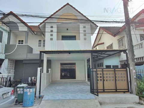 📌 ขายทาวน์เฮาส์ โครงการ พาร์ควิว วิลล่า 2 ชั้น 2 ห้องนอน 2 ห้องน้ำ