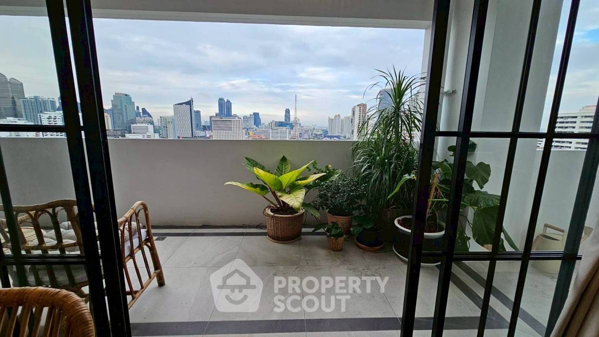 picture 3-BR Condo at D.S. Tower 2 Sukhumvit 39 Condominium near MRT Sukhumvit (ID 2783709) - 16/17