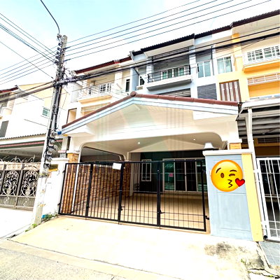 Townhouses for rent Samut Prakarn : 📌 For Rent 3-story Townhouse TANAPIROM SRINAKARIN - WONGWAEN 4 bedroom 5 bathroom
