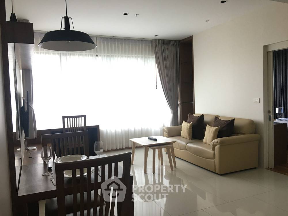 รูป คอนโด 1-ห้องนอน ที่ ดิ เอ็มโพริโอ เพลส ใกล้ BTS พร้อมพงษ์ (ID 384315) - รูปที่ 2/9