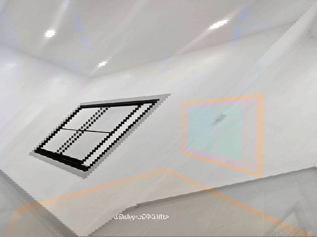 รูป ขายทาวน์เฮาส์ชั้นเดียวบัวทองเคหะ ไทรน้อย 19 ตร.ว. ต้นสายรถเมล์ แต่งใหม่ฟรีเฟอร์ฯ ฟรีโอน - รูปที่ 8/18