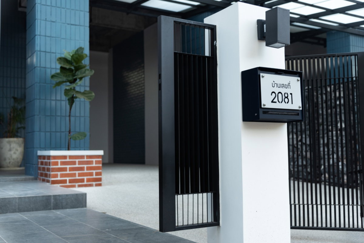 รูป Home Office Renovated and Ready to Sell / For Rent – Sukhumvit, Bangna Area - รูปที่ 5/52