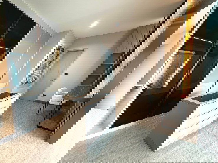 รูป บ้านสวย พร้อมอยู่ ทำเลหลังเมกะบางนา วิวสวนส่วนตัว บรรยากาศเงียบสงบ 🌿
- รูปที่ 7/16